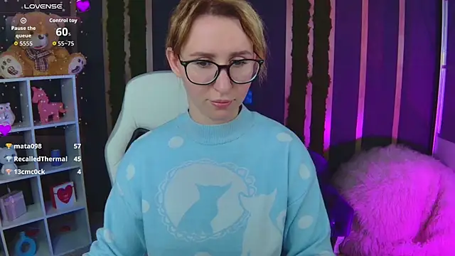 kriswix (F young) - Take your hand off your boobs bb