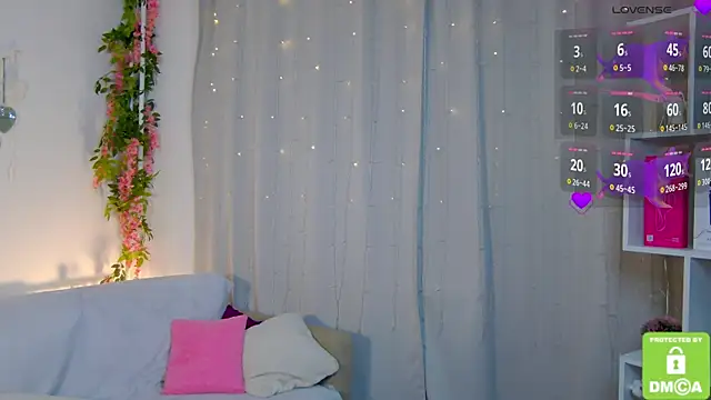 polly_redhead (F teen) - massage my tits + oil