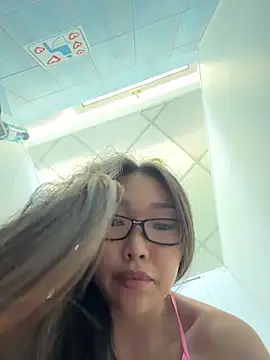 trytomakememoam webcam