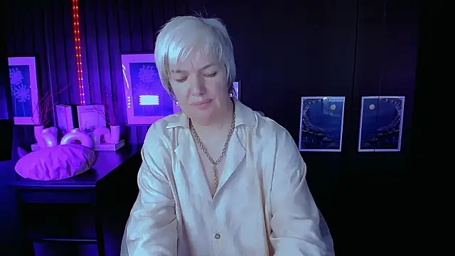 carmensoft - CarmenSoft's free webcam - UK Sex Cams