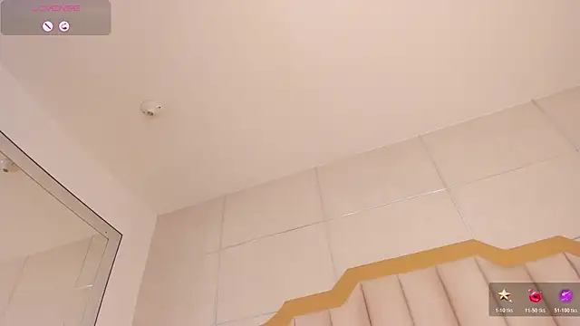 TahliaMoreau webcam