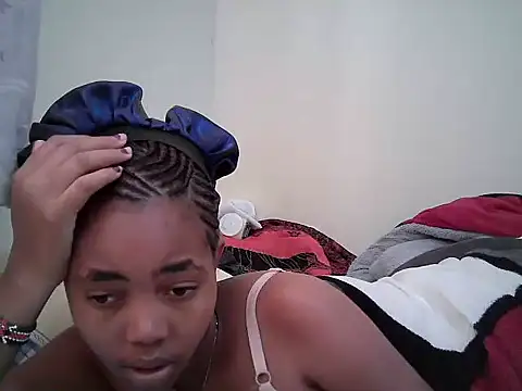 MidnightNala live cam on StripChat