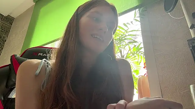 AriellaVenturi webcam