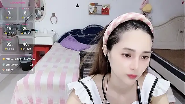 miaomiao-99 webcam