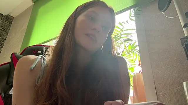 AriellaVenturi webcam