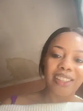 NAUGHTYSHALOTXX webcam