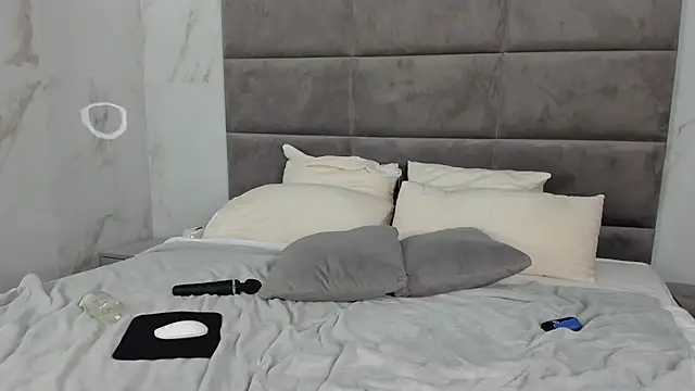 Anneta_Hart webcam