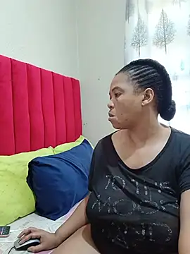 FreakyAngel3X webcam