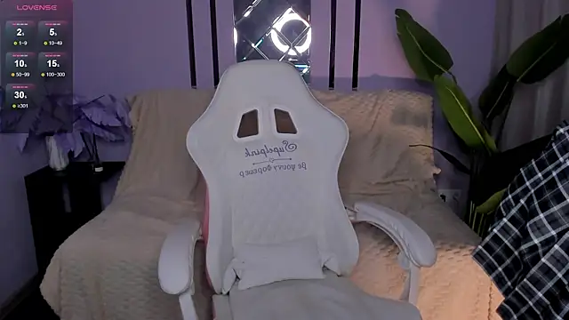 GirlNextDoor_18 Live Web Cam Show