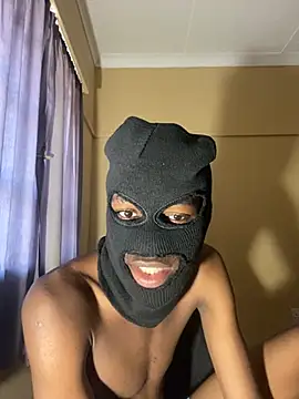 lootlove-26 webcam