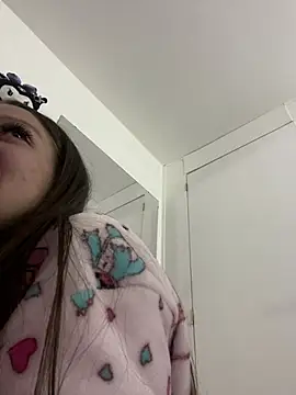 Luna_Analya webcam
