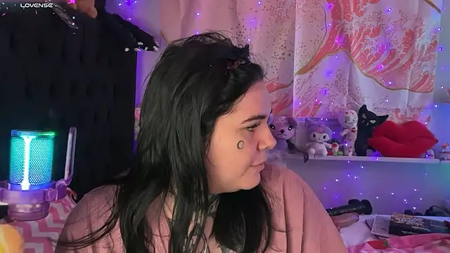 BigBootyHolly live cam on StripChat