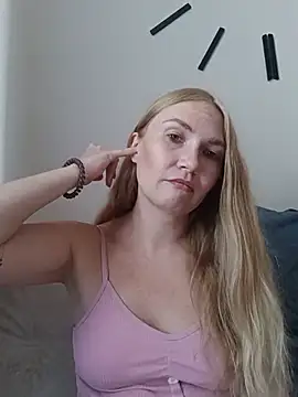 KisaVixen webcam
