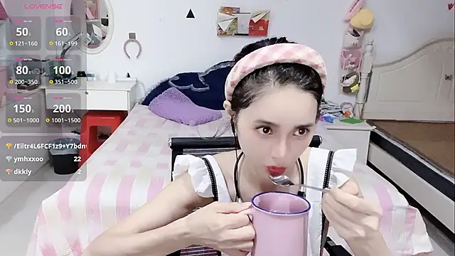 miaomiao-99 webcam