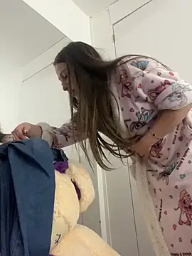Luna_Analya webcam