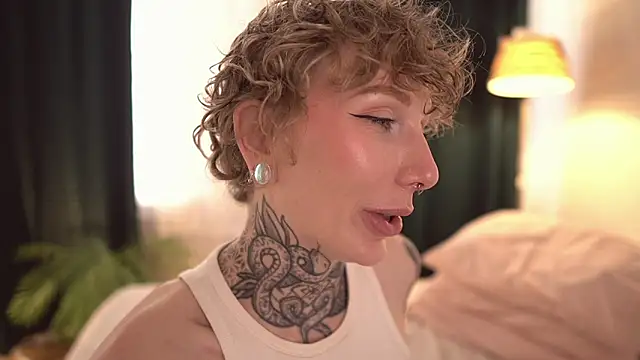 ifuckingtoy_ (F young) - Lets cum! Wheel 58tk/ Videos in album