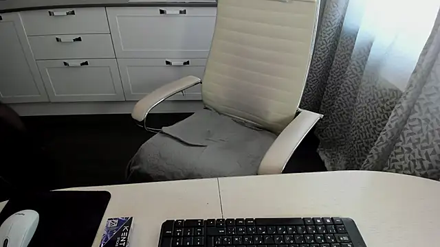 Katrina_Minchels webcam