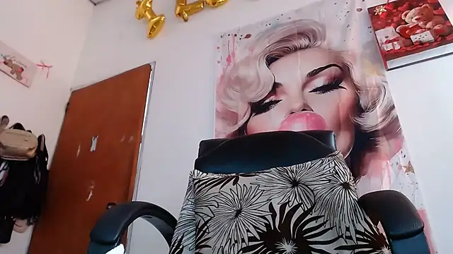 Sexy-Favgirl webcam