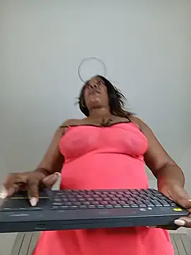 MadameEbony webcam