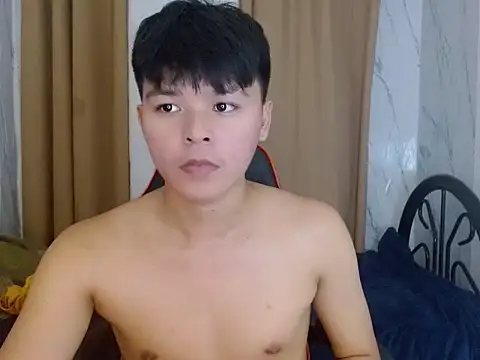 yourhotasiandoms webcam