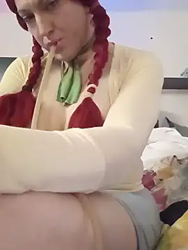 Model: sissytrapdolly24