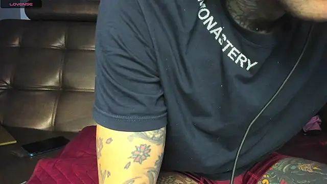 jhonny__ackerman live cam on StripChat