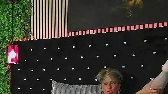 InannaStar webcam
