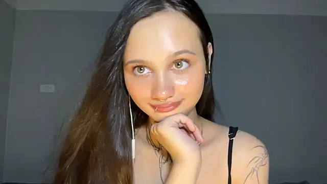 MayraLucarelli webcam