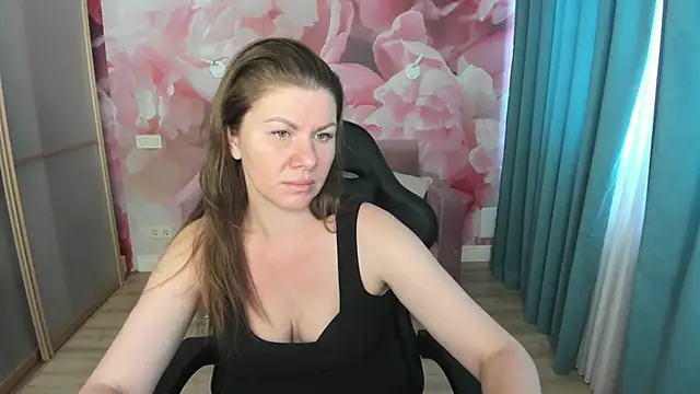 LunaKissesx webcam
