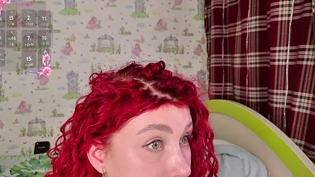 SmokyRose webcam