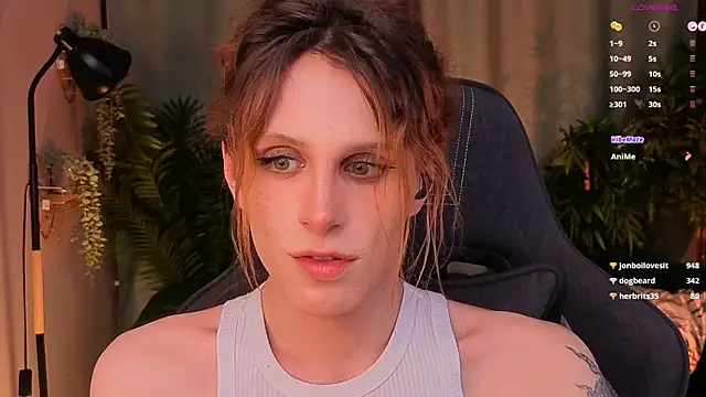_yourFoxy_ live cam on StripChat