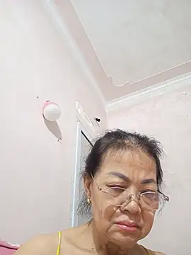 Hotestlove webcam