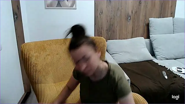 VioletaFlower7 webcam