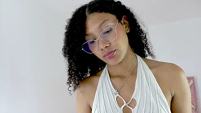 allison_ibarra01 webcam