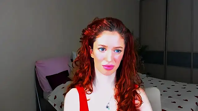 ChristinaConteeree webcam