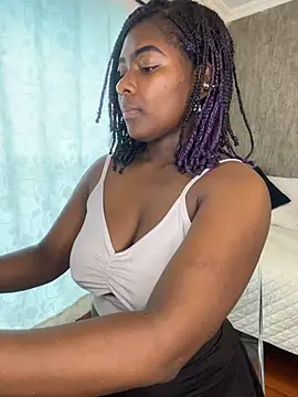 KarinaFlowers_ webcam