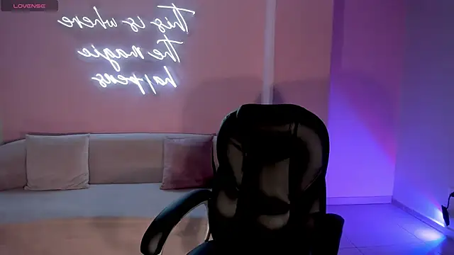 MadisonKane webcam