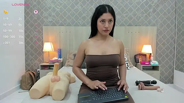 martina_ayala webcam