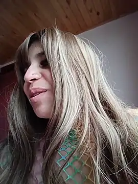 Cata_black webcam