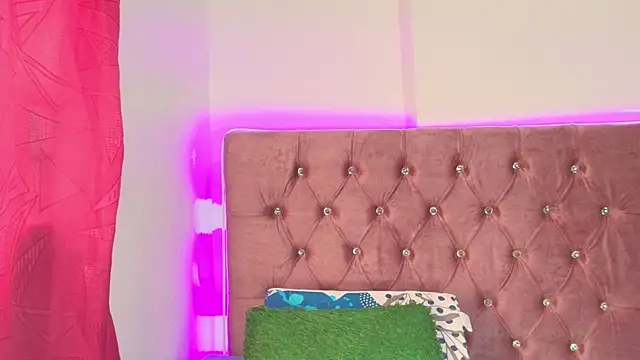 valery_adams_13 webcam