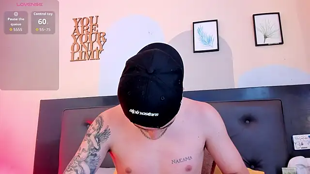 Boy_Mathew webcam