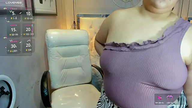zara_moon1 webcam