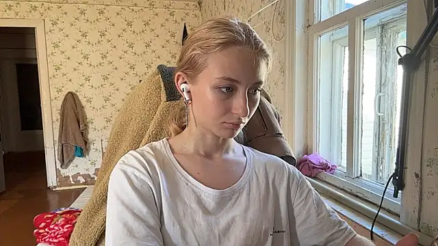 LisaBam webcam