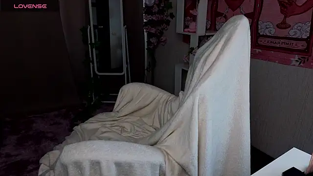 Droll_doll_ webcam