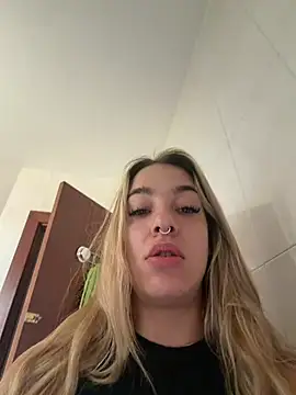 lunavelveett webcam