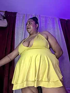 biancafollerach (F young) - Bounces big boobs + spit