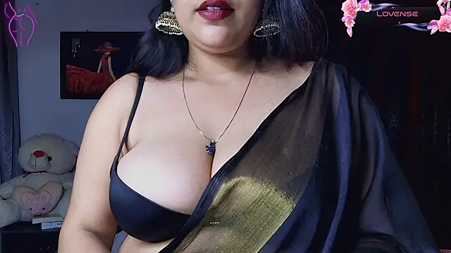 MISSNASHA69X webcam