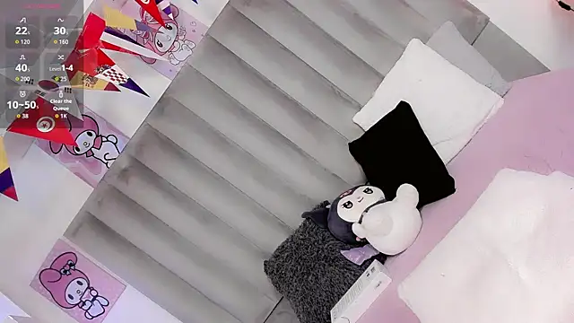 claudiasophia (T teen) - BALL SQUEEZE