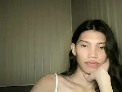 Yourgoddess_jayve webcam