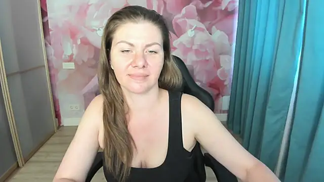 LunaKissesx webcam